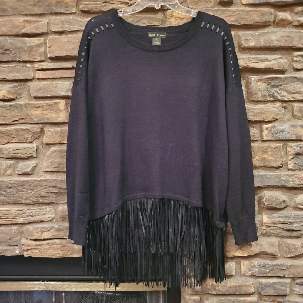 CHIC FRINGED BLACK SWEATER SZ LARGE